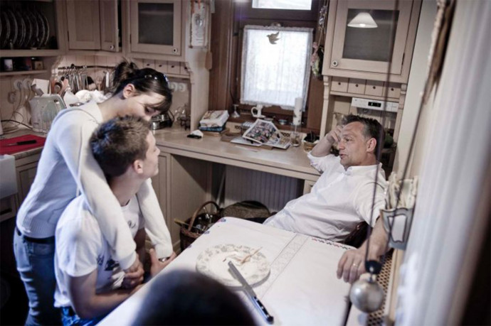 Orbán Viktor családjával 2010-ben – Orbán Viktor / Facebook