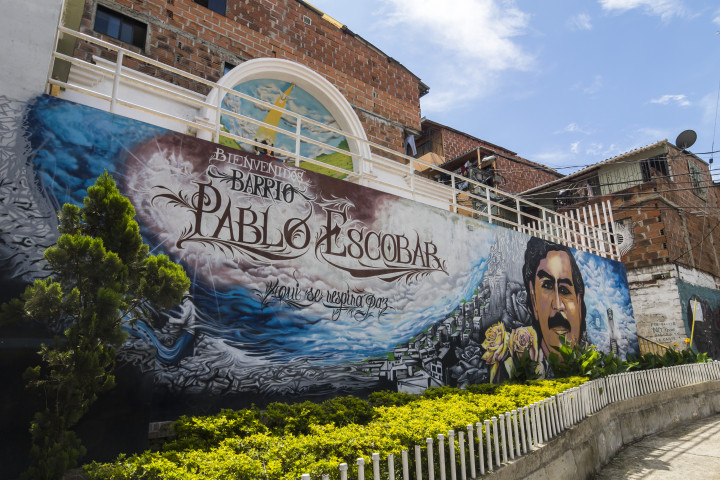 Pablo Escobart ábrázoló falfestmény a Comuna 13 negyed bejáratánál – Fotó: Daniel Romero / PA / Getty Images