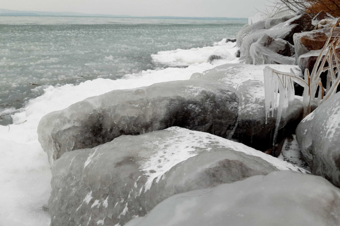 Elkezdett befagyni a Balaton