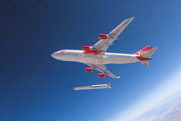 Repülőről indított rakétával forgathatja fel az űripart a Virgin Orbit