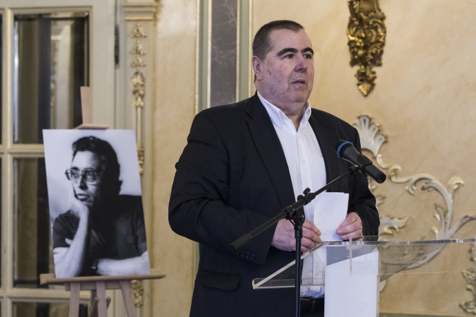 Zsoldos Béla, a Máté Péter-díj bizottsági tagja a díj alapítását bejelentő sajtótájékoztatón az Emberi Erőforrások Minisztériumában 2018. február 15-én – Fotó: Mónus Márton / MTI