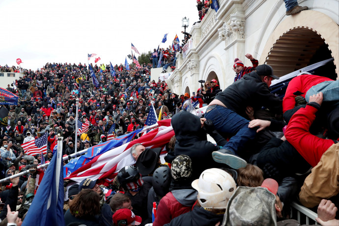 A republikánusok szenátusi vezetője szerint Trump provokálta ki a Capitolium elleni támadást