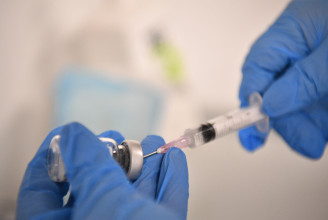 Az orosz vakcina fejlesztői kérték a Szputnyik V európai bejegyzését