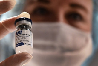 Elmarad az orosz vakcina magyar klinikai vizsgálata