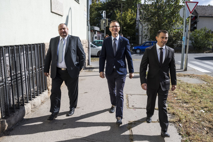 Németh Szilárd, a Honvédelmi Minisztérium parlamenti államtitkára, Csepel egykori polgármestere, Rétvári Bence és Borbély Lénárd, Csepel fideszes polgármestere 2018-ban. Fotó: MTI, Mónus Márton 