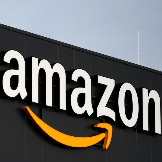 Megnyit az Amazon első kelet-európai webshopja