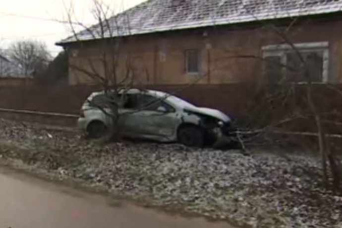 Megszegte a kijárási korlátozást, és még balesetet is okozott egy fiatal Gyálon