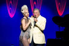 Az Alzheimer-kóros Tony Bennett Lady Gagával készített új lemezt