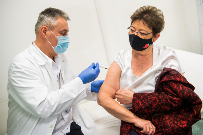 Müller Cecília megkapta a második koronavírus elleni oltását