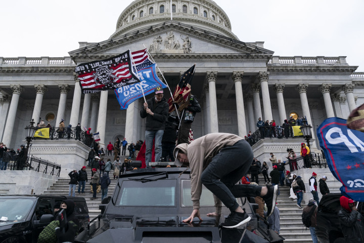 Donald Trumpot támogató tüntetők a Capitoliumnál Washingtonban 2021. január 6-án – Fotó: Alex Edelman / AFP