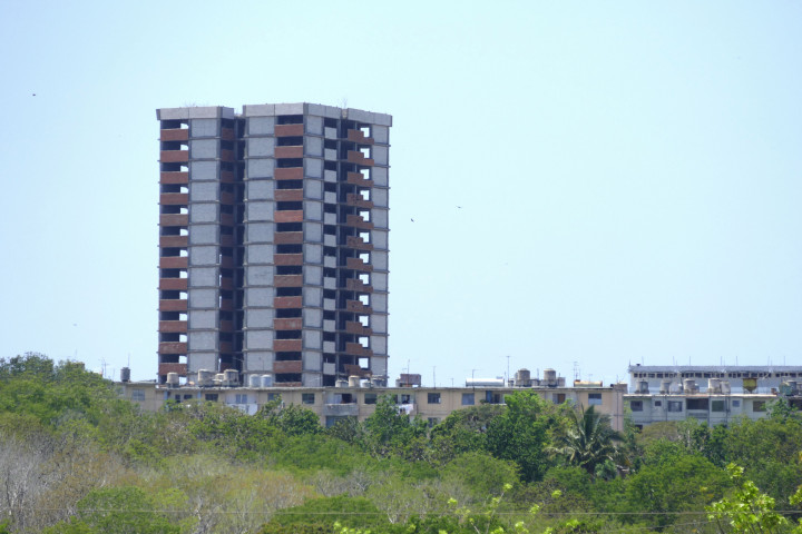 Ciudad Nuclear elhagyott épületei – Fotó: Maxence / Flickr
