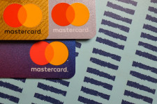 Jön a közvetlen kriptovalutás fizetés a Mastercard hálózatán