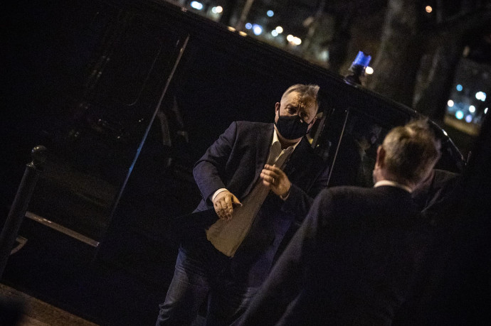 Orbán szerint húsvétra minden regisztráltat beoltanak, ha a kínai vakcinát is bevetik