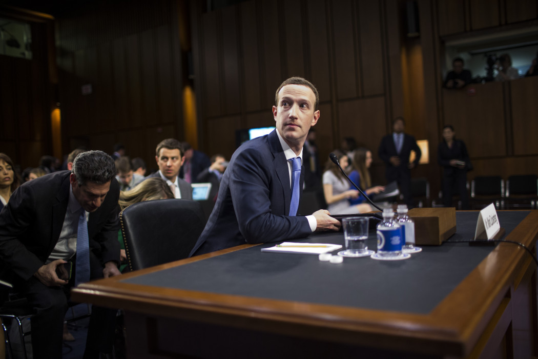 Mark Zuckerberg szenátusi meghallgatás 2018-ban – Fotó: Zach Gibson / Getty Images