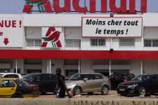 Franciaország után Romániában is használt ruhákat kezd árulni az Auchan