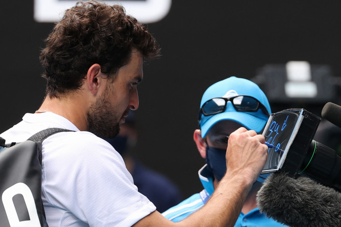 A selejtezőből induló Karacev már elődöntős az Australian Openen