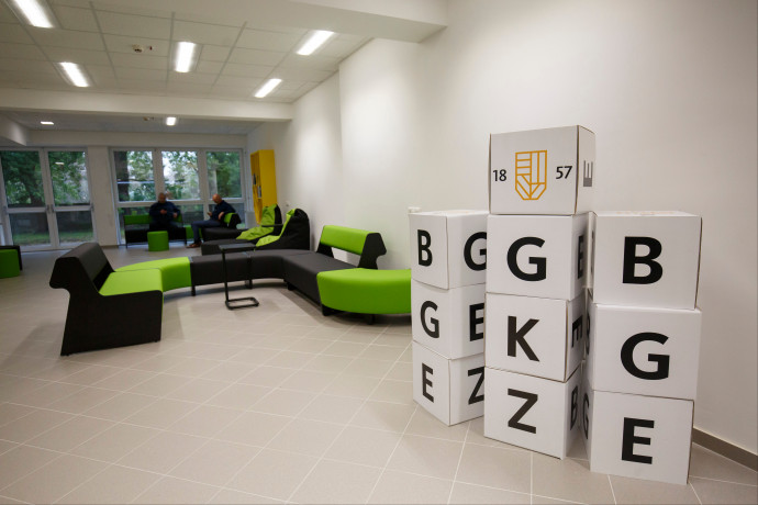 A modellváltás lehetőségéről tájékoztatta hallgatóit a BGE