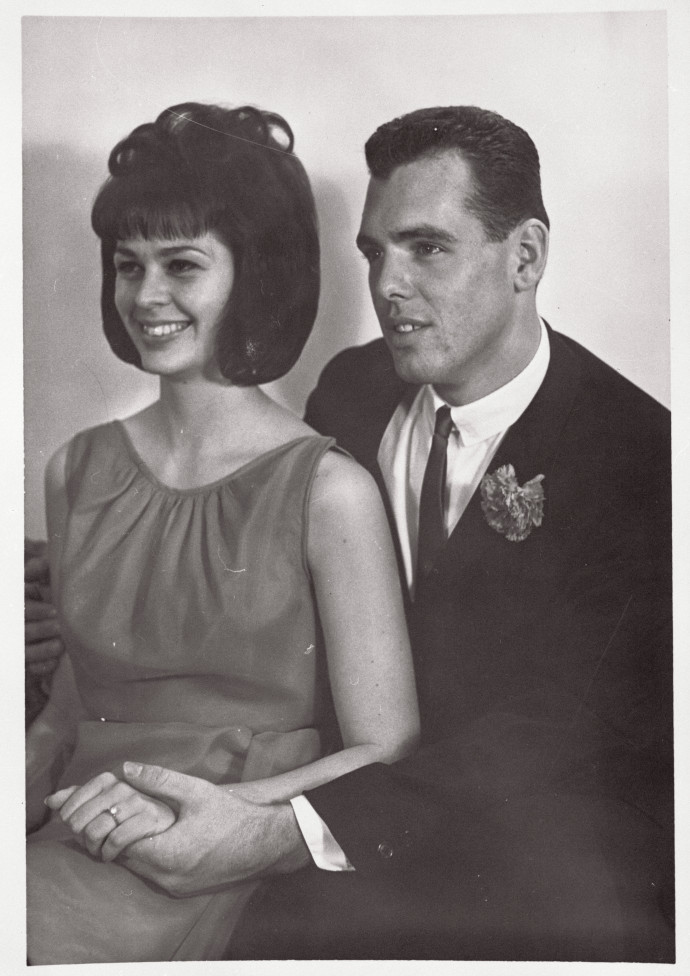 Mike Kekich és Susan Kekich közös fotója, ami valamivel az esküvőjük előtt készült 1965-ben – Fotó: Bettmann / Getty Images