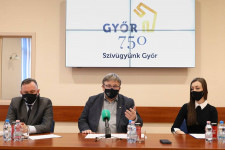 Győr fideszes polgármestere: Túl nagy teher a szolidaritási adó
