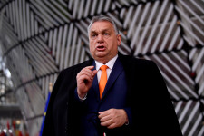 Néppárti képviselő: Nem engedhetjük meg, hogy Orbán zsaroljon minket