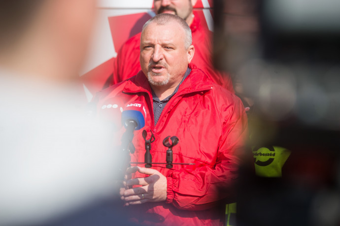 24.hu: Az MSZP Komjáthi Imrét indíthatja a csepeli és soroksári előválasztáson