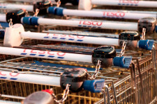 Összeeresztettük az Aldi-Lidl-Penny hármast a Tescóval, ez lett belőle