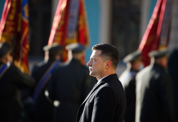 Volodimir Zelenszkij az ukrán fegyveres erők ünnepségén 2020 decemberében – Fotó: Presidency of Ukraine / Handout / Anadolu Agency / Getty Images