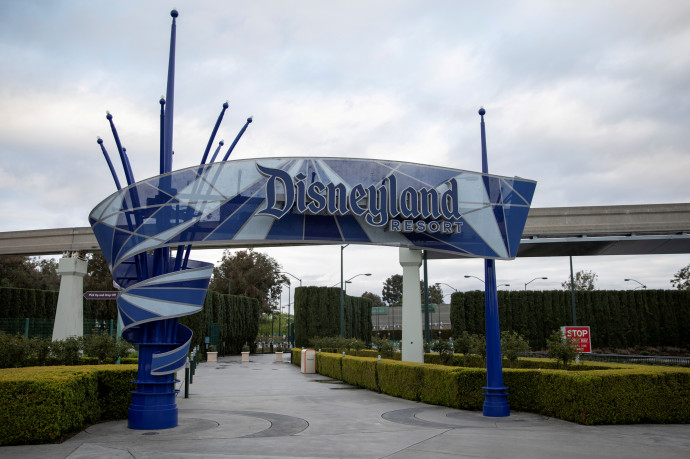 A bezárt kaliforniai Disneyland 2020. március 14-én – Fotó: Mike Blake / Reuters