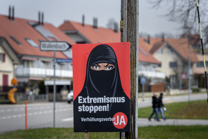 A Svájci Néppárt egyértelmű üzenetet küldött – Fotó: AFP/Fabrice Coffrini