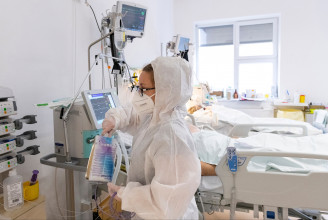 18 lélegeztetőgépet ad Magyarország egy kampalai kórháznak, 40 ezer PCR-tesztet Bosznia-Hercegovinának