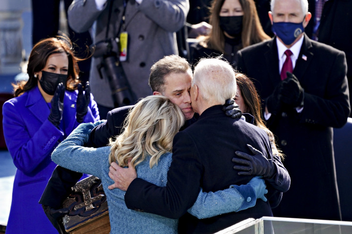 Joe Biden és fia Hunter az elnöki beiktatásaon 2021 január 20-án Washingtonban – Fotó: Kevin Dietsch-Pool / Getty Images