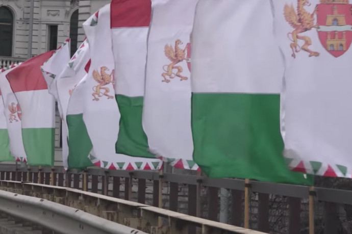 Karácsony gyíkembereket és Mészáros Lőrincet emlegetve válaszolt a Fidesz zászlós vádjaira