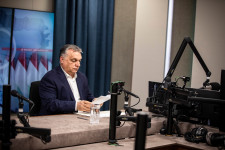 Orbán Viktor leinasozta a rezidenseket
