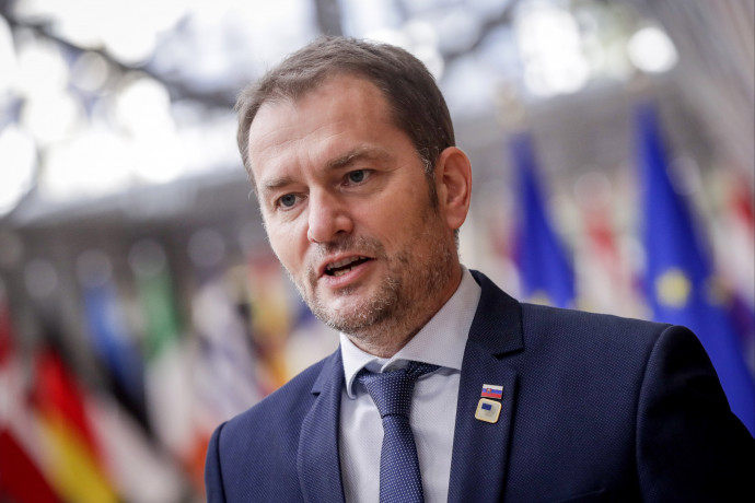 A szlovák kormányfő bejelentette, hajlandó lemondani, ha koalíciós partnerei is lemondanak