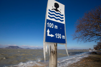 Beruházásoktól féltik a Balatont, a Fertőt, a Velencei-tavat és a tatai Öreg-tavat is