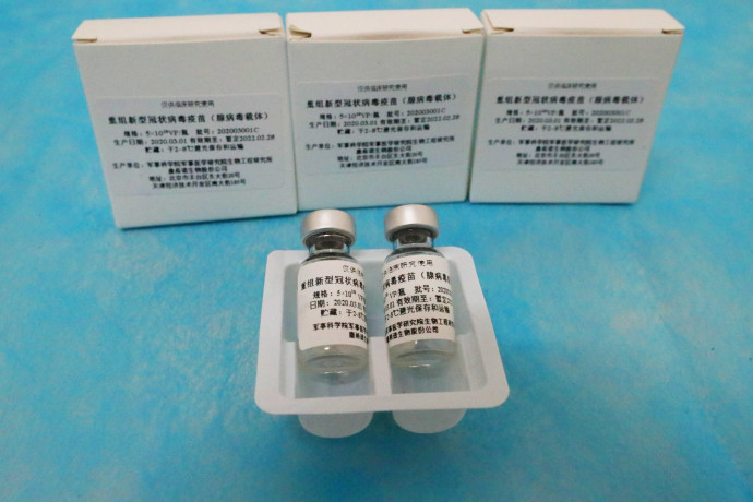 Újabb kínai vakcina kapott vészhelyzeti engedélyt Magyarországon