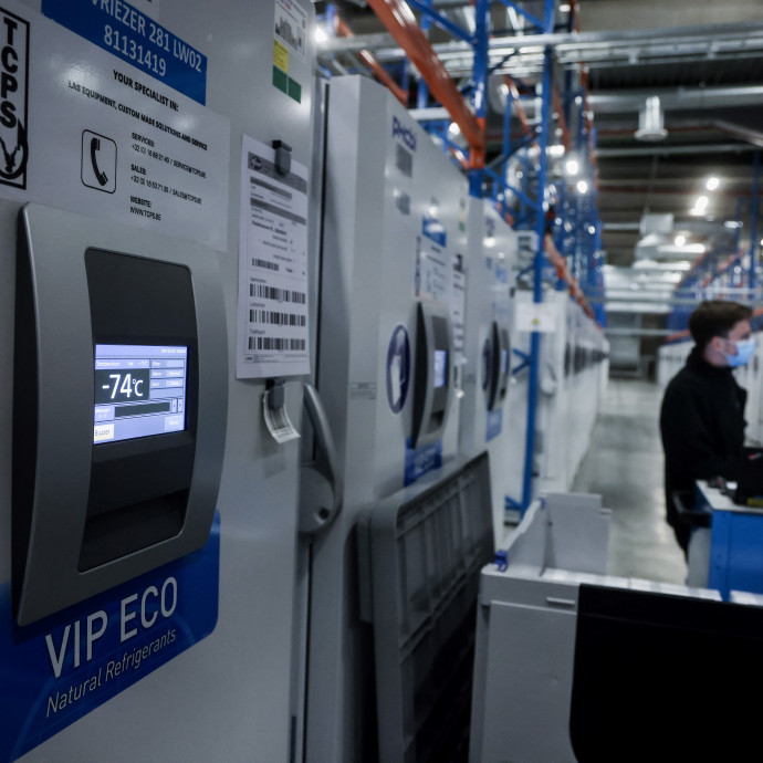 Piaci és a hatalmi érdekek is korlátozzák a szegényebb országok lakosainak oltását