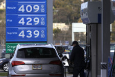 Közelíti a 250 forintot Amerikában a benzinár, egyre nagyobb a felháborodás