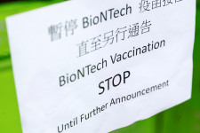 Rossz kupak miatt függesztették fel a Pfizer–BioNTech vakcinájának használatát Hongkongban