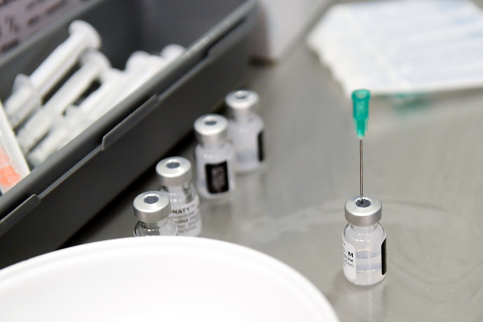 Elhunyt 249 beteg, 7587 új fertőzött a statisztikában