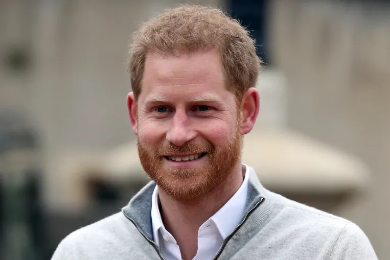 Milyen vezetéknevet használnak a brit királyi család tagjai? Egyáltalán van nekik olyan?