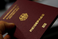 Németország megkönnyítené az útlevelek kiadását a náci rezsim üldözötteinek