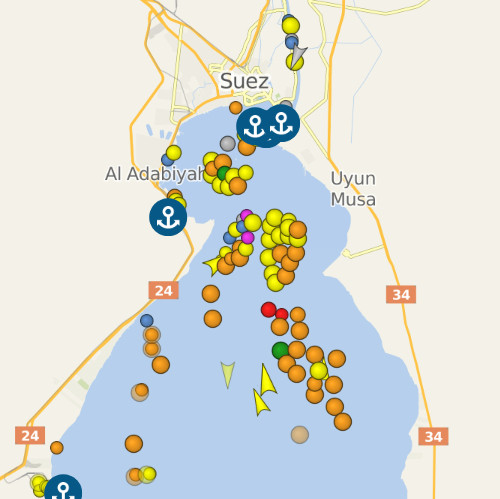 Milliók követik élőben a Szuezi-csatornába beragadt órási konténerszállító mentését