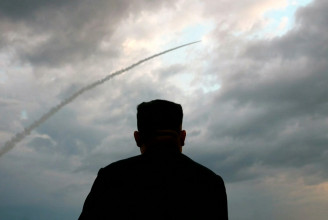 Észak-Korea megint rakétákat lőtt ki, ezúttal a Japán-tenger felé