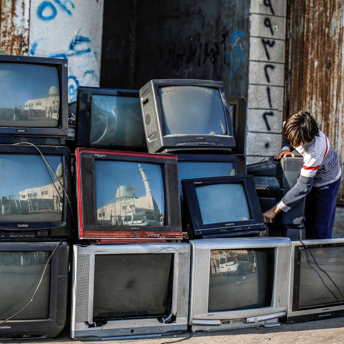 Nehogy kidobd a régi képcsöves tévédet, lehet, hogy többet ér, mint egy új