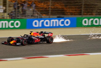 Meglepetéssel indult az F1-szezon, Verstappené a bahreini időmérő