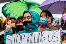 114 embert, köztük gyerekeket ölt meg a mianmari hadsereg szombaton