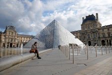 Több mint 15 milliárd eurós csapást mért Párizs turizmusára a járvány