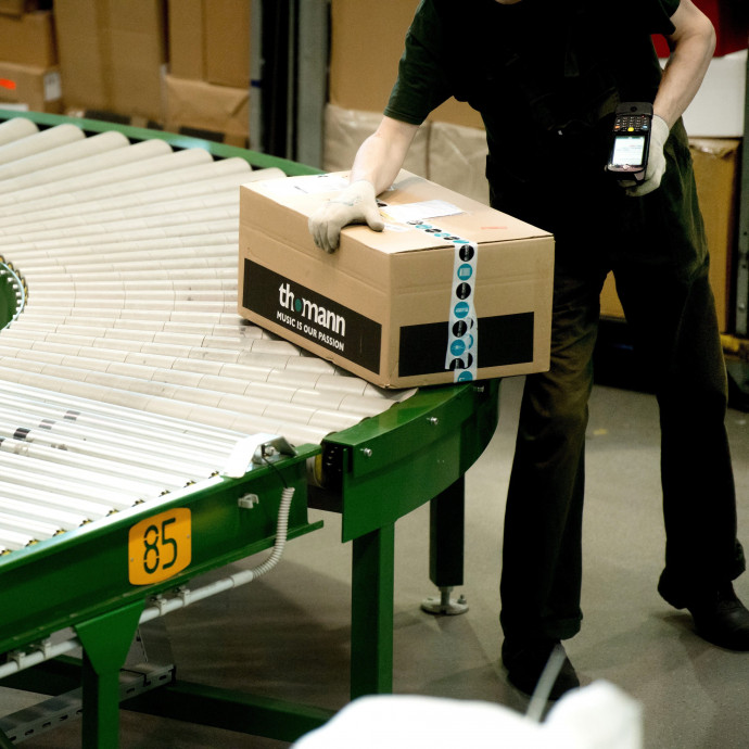 A boltoknak a március az új karácsony