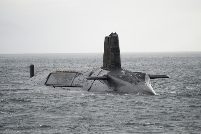 A brit HMS Vengeance atomtengeralattjáró Skócia partjainál 2012-ben – Fotó: Andrew Linnett / MoD Crown Copyright / Getty Images